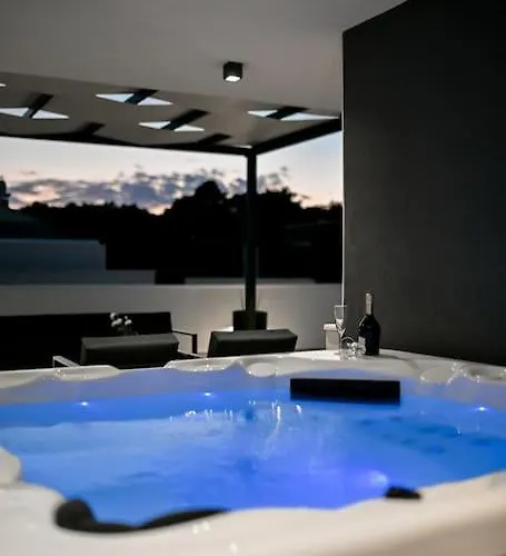 شقة Penthouse Z Point زادار