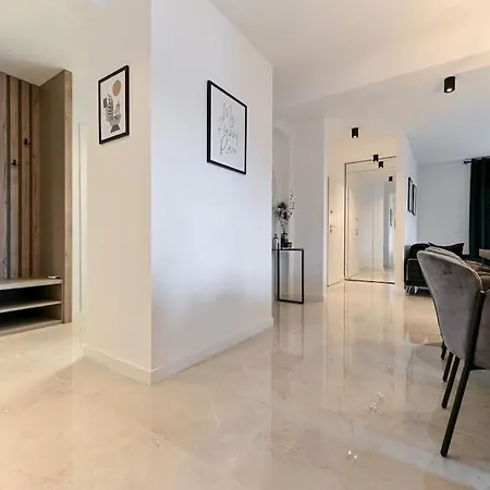 Penthouse Z Point *